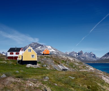 Flights to Tasiusaq