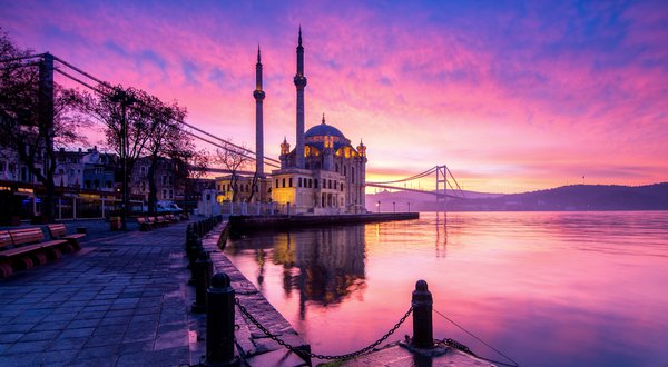 Cheap flights from Copenhagen, Denmark to Istanbul, Turkey starting Kiwi.com
