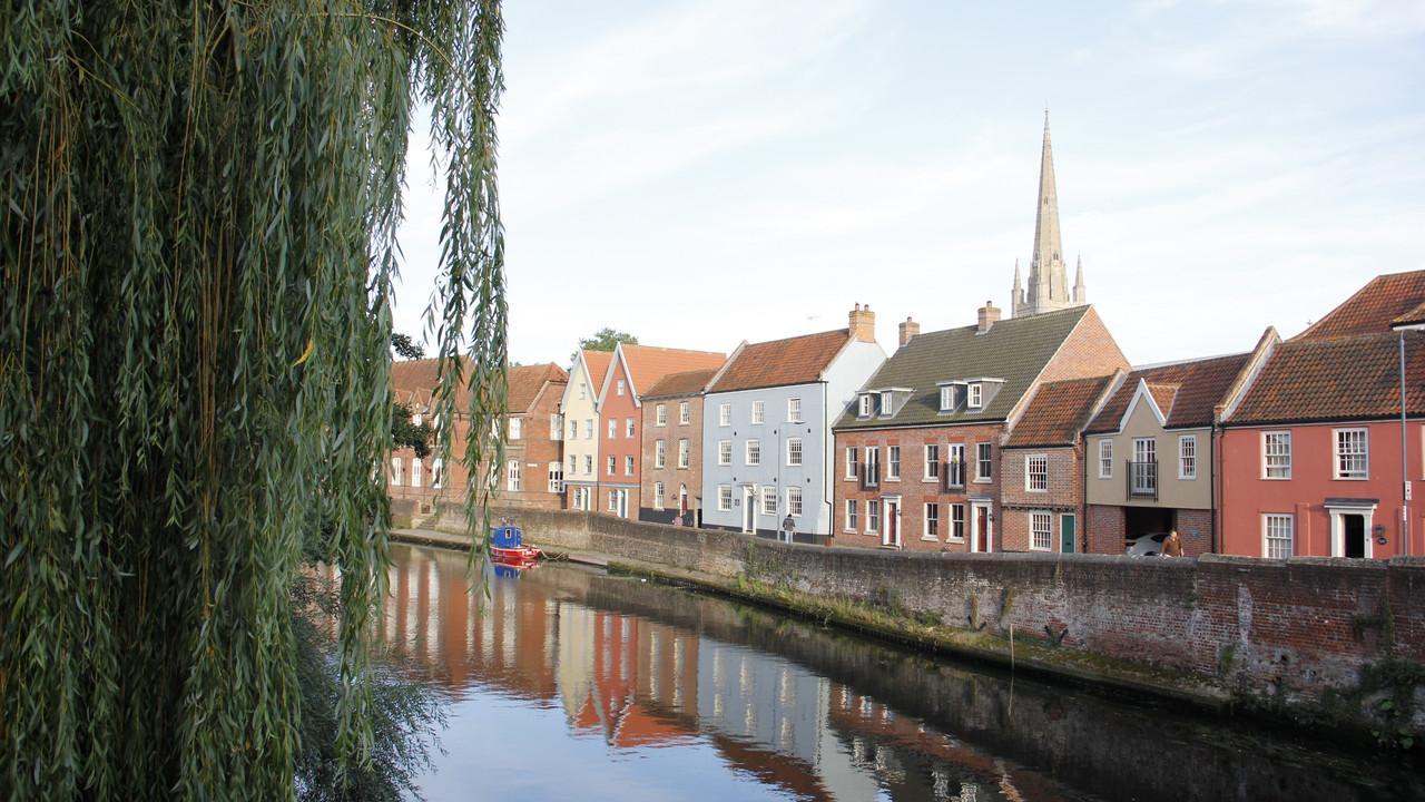 Cheap car rentals in Norwich, United Kingdom