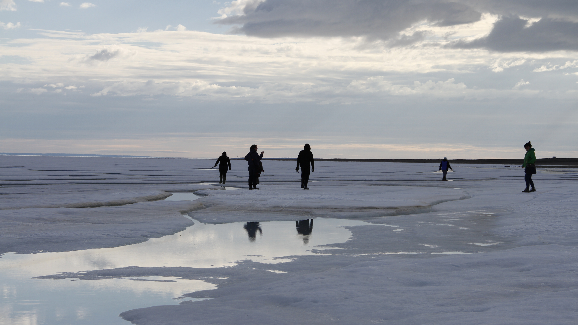 Cheap car rentals in Sanikiluaq, Canada